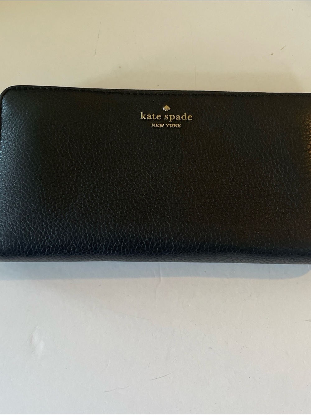 kate spade Black Pebbled Leather Zip Card & Key Holder with Gold Logo